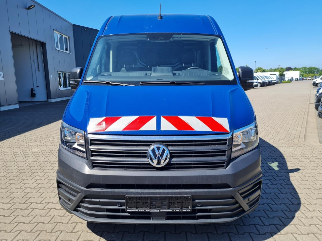 Volkswagen Crafter 35 Kasten MR L3H3 RWD AHK KAMERA NAVI TACHO - Dubă: Foto 2 Volkswagen Crafter 35 Kasten MR L3H3 RWD AHK KAMERA NAVI TACHO - Dubă: Foto 2