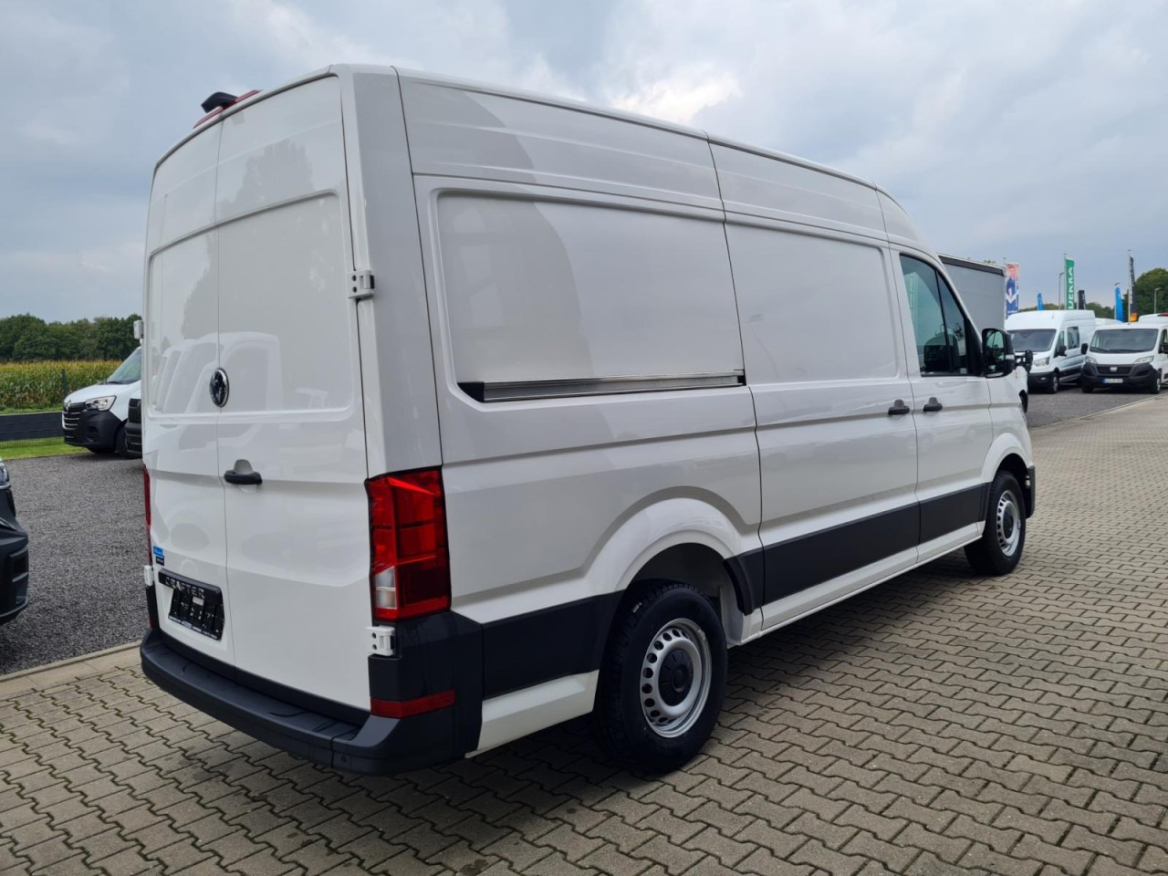 Volkswagen Crafter 35 Kasten TDI L3H3 LED TEMPOMAT AUTOMATIK - Dubă: Foto 4 Volkswagen Crafter 35 Kasten TDI L3H3 LED TEMPOMAT AUTOMATIK - Dubă: Foto 4
