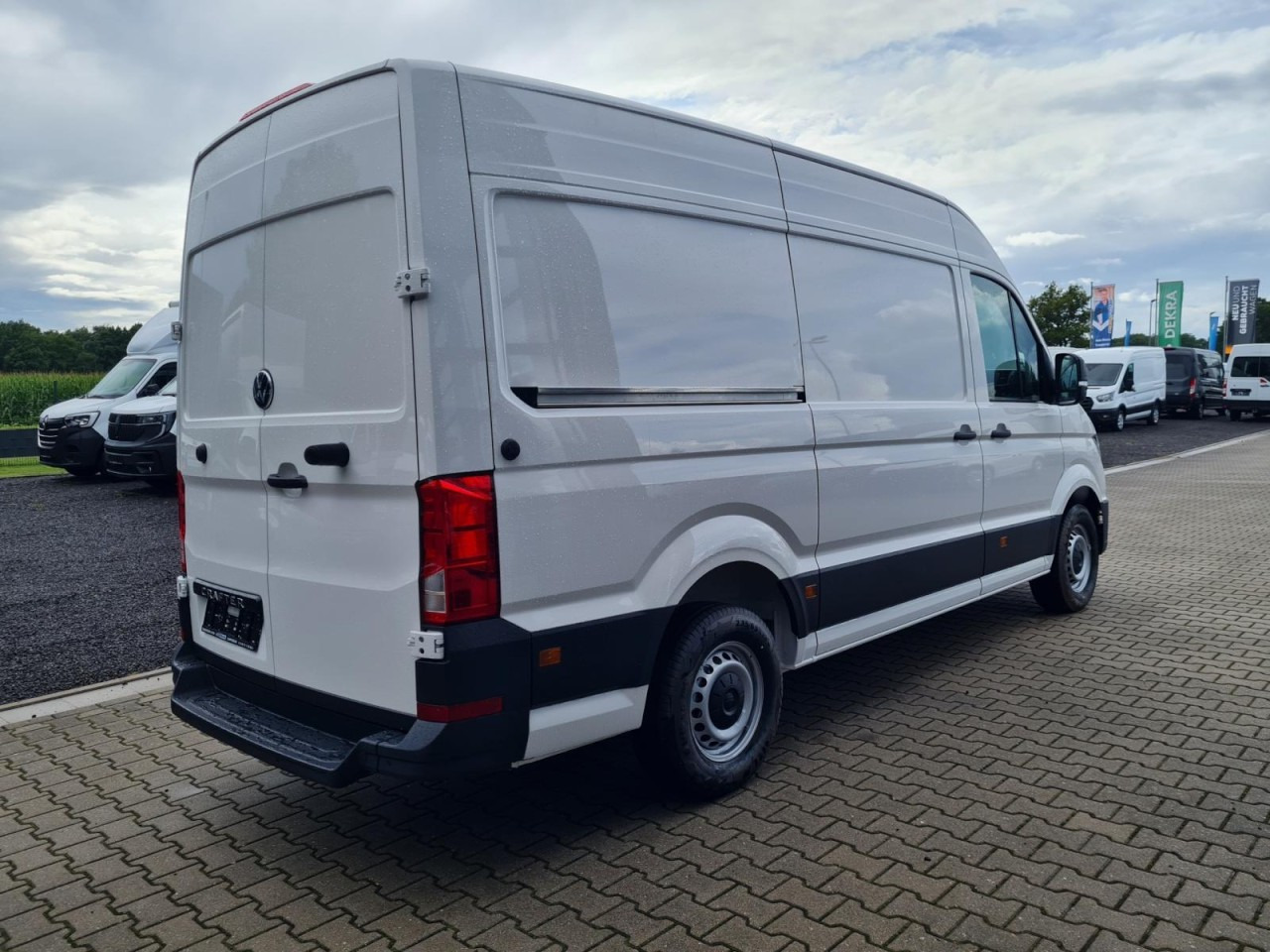 Volkswagen Crafter 35 Kasten TDI MR L3H3 PDC KLIMA TEMPOMAT - Dubă: Foto 4 Volkswagen Crafter 35 Kasten TDI MR L3H3 PDC KLIMA TEMPOMAT - Dubă: Foto 4