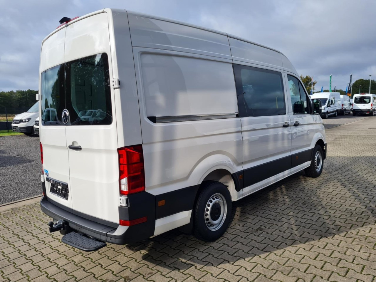 Volkswagen Crafter 35 Kasten TDI MR L3h3 Standheiz AHK - Dubă: Foto 4 Volkswagen Crafter 35 Kasten TDI MR L3h3 Standheiz AHK - Dubă: Foto 4