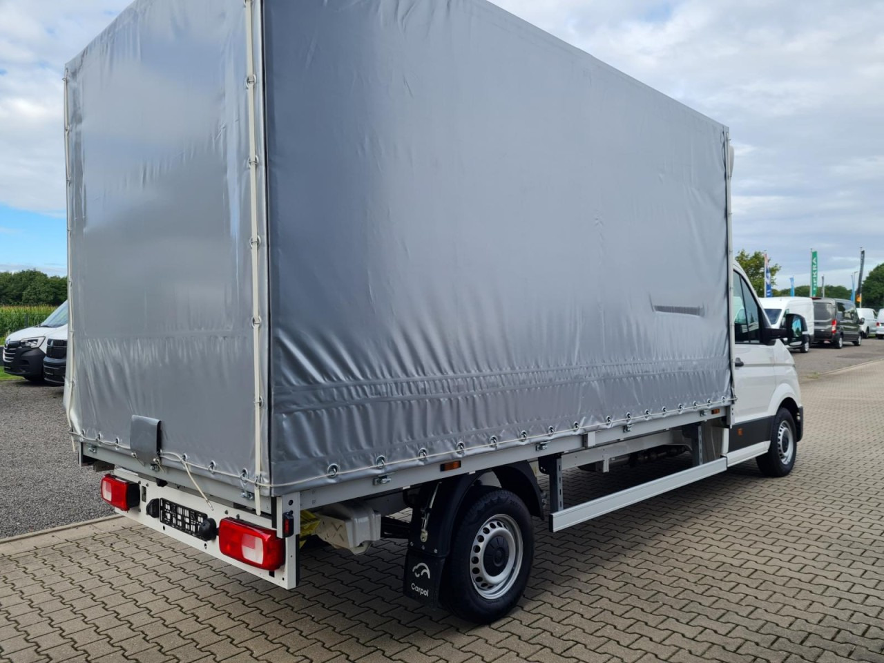 Volkswagen Crafter 35 TDI Pritsche Schiebe Plane ERGO LED TEMPOMAT - Autoutilitară cu prelată: Foto 4 Volkswagen Crafter 35 TDI Pritsche Schiebe Plane ERGO LED TEMPOMAT - Autoutilitară cu prelată: Foto 4
