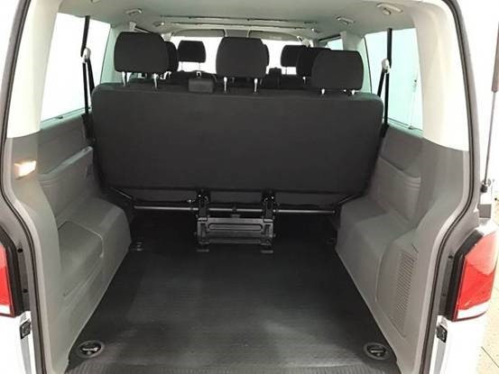 Volkswagen T6.1 Caravelle TDI lang 9 Sitzer 2 Schiebetüren Trendl. - Microbuz, Transport persoane: Foto 4 Volkswagen T6.1 Caravelle TDI lang 9 Sitzer 2 Schiebetüren Trendl. - Microbuz, Transport persoane: Foto 4