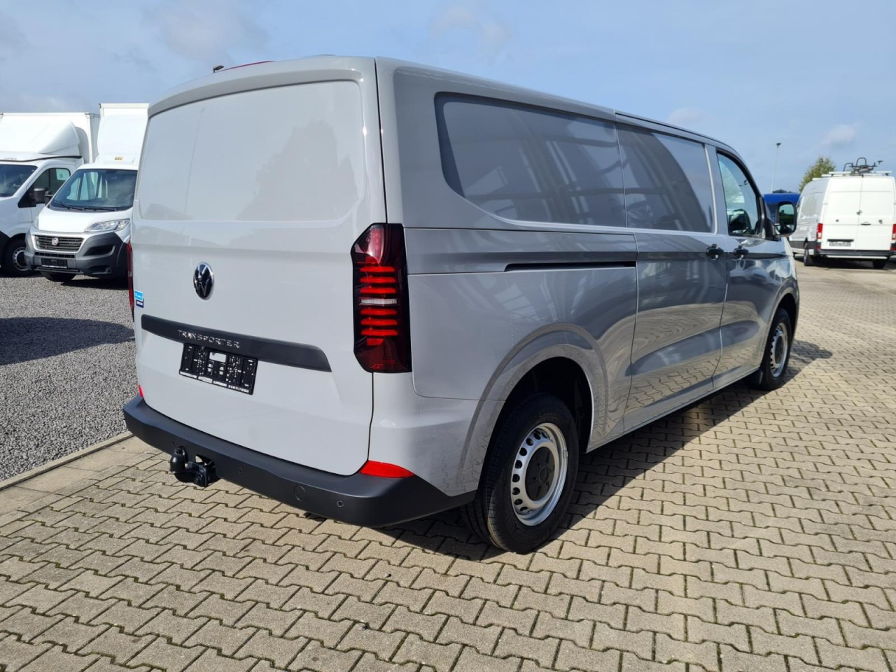 Volkswagen T7 Kasten TDi AG L2 AHK KLIMA KAMERA LED TEMPOMAT - Autoutilitară compactă: Foto 4 Volkswagen T7 Kasten TDi AG L2 AHK KLIMA KAMERA LED TEMPOMAT - Autoutilitară compactă: Foto 4