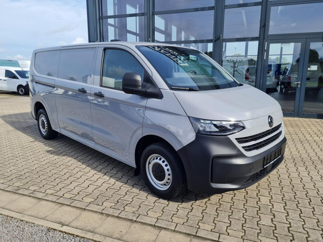 Volkswagen T7 Kasten TDi AG L2 AHK KLIMA KAMERA LED TEMPOMAT - Autoutilitară compactă: Foto 3 Volkswagen T7 Kasten TDi AG L2 AHK KLIMA KAMERA LED TEMPOMAT - Autoutilitară compactă: Foto 3