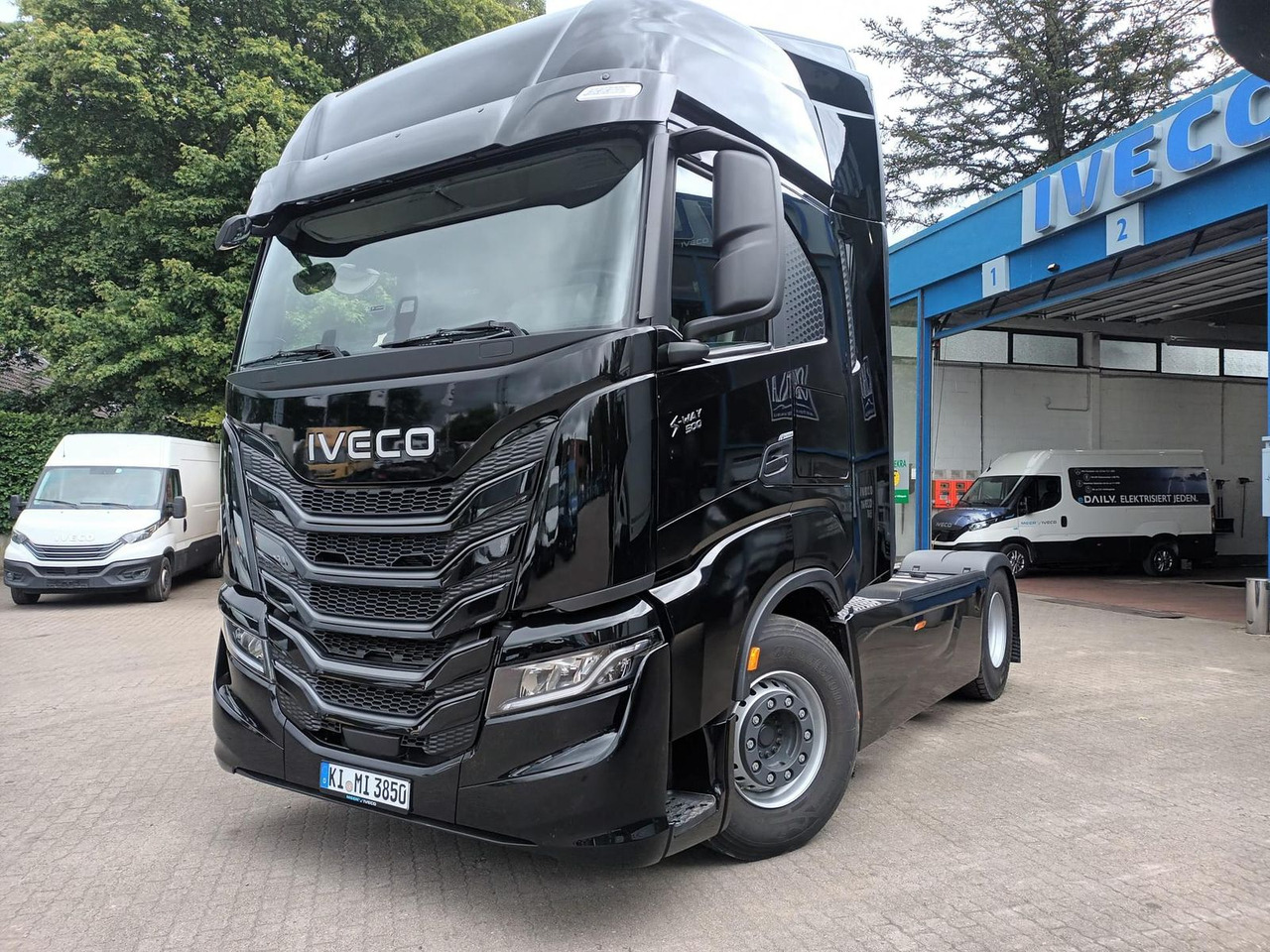 Iveco X-Way S-Way Sattelzugmaschine 500PS 18-20t zG... - Cap tractor: Foto 1 Iveco X-Way S-Way Sattelzugmaschine 500PS 18-20t zG... - Cap tractor: Foto 1
