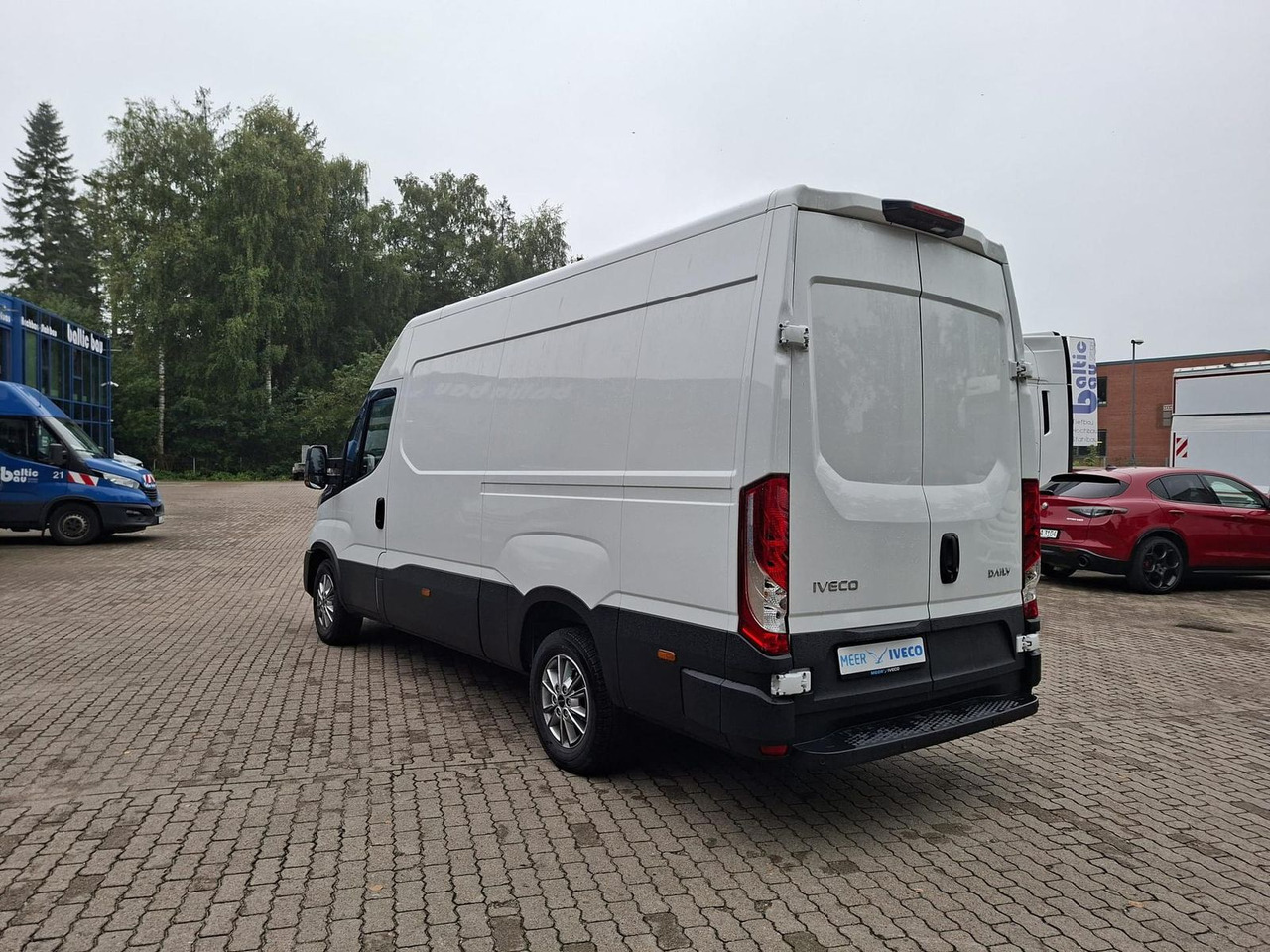 Iveco 35S16A8V Klima, Radio, Kamera ab 0% Finanzierbar - Dubă: Foto 3 Iveco 35S16A8V Klima, Radio, Kamera ab 0% Finanzierbar - Dubă: Foto 3