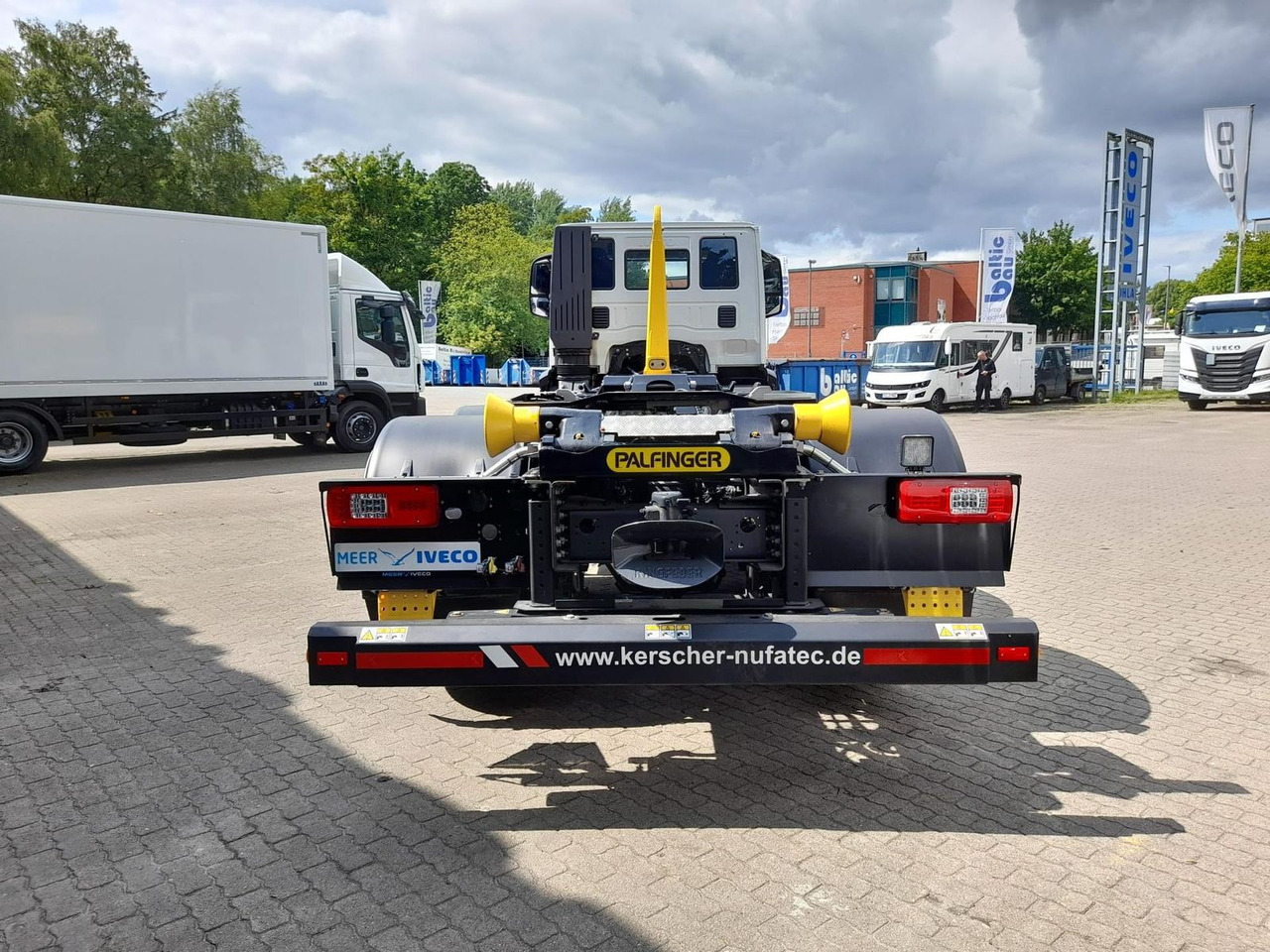 Iveco AD280X46Y/PS ON PALFINGER Lenk Lift - Camion cu cârlig: Foto 4 Iveco AD280X46Y/PS ON PALFINGER Lenk Lift - Camion cu cârlig: Foto 4