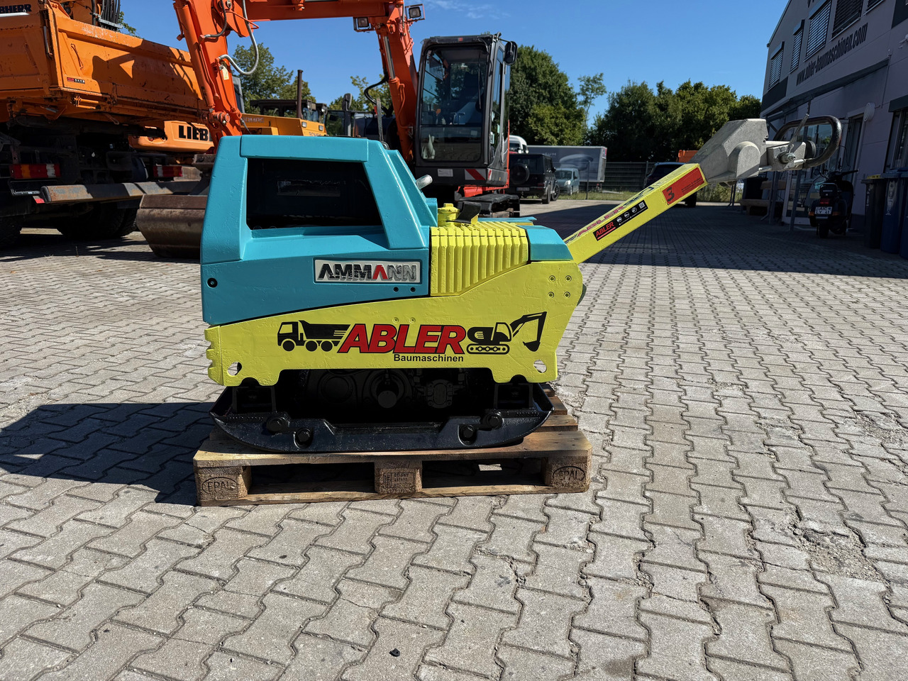 Ammann AVH 100-20 Rüttelplatte E-Start - Placă compactoare: Foto 4 Ammann AVH 100-20 Rüttelplatte E-Start - Placă compactoare: Foto 4