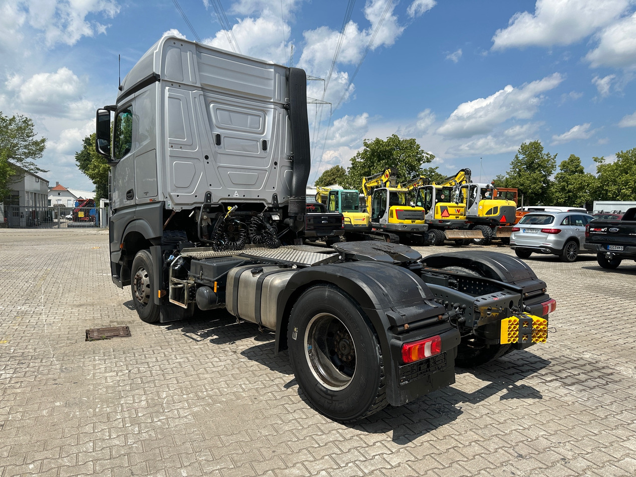 Mercedes-Benz 1845 Arocs SZM Kipphydraulik Mischerantrieb - Cap tractor: Foto 5 Mercedes-Benz 1845 Arocs SZM Kipphydraulik Mischerantrieb - Cap tractor: Foto 5