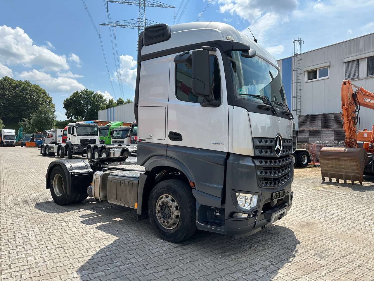 Mercedes-Benz 1845 Arocs SZM Kipphydraulik Mischerantrieb - Cap tractor: Foto 3 Mercedes-Benz 1845 Arocs SZM Kipphydraulik Mischerantrieb - Cap tractor: Foto 3
