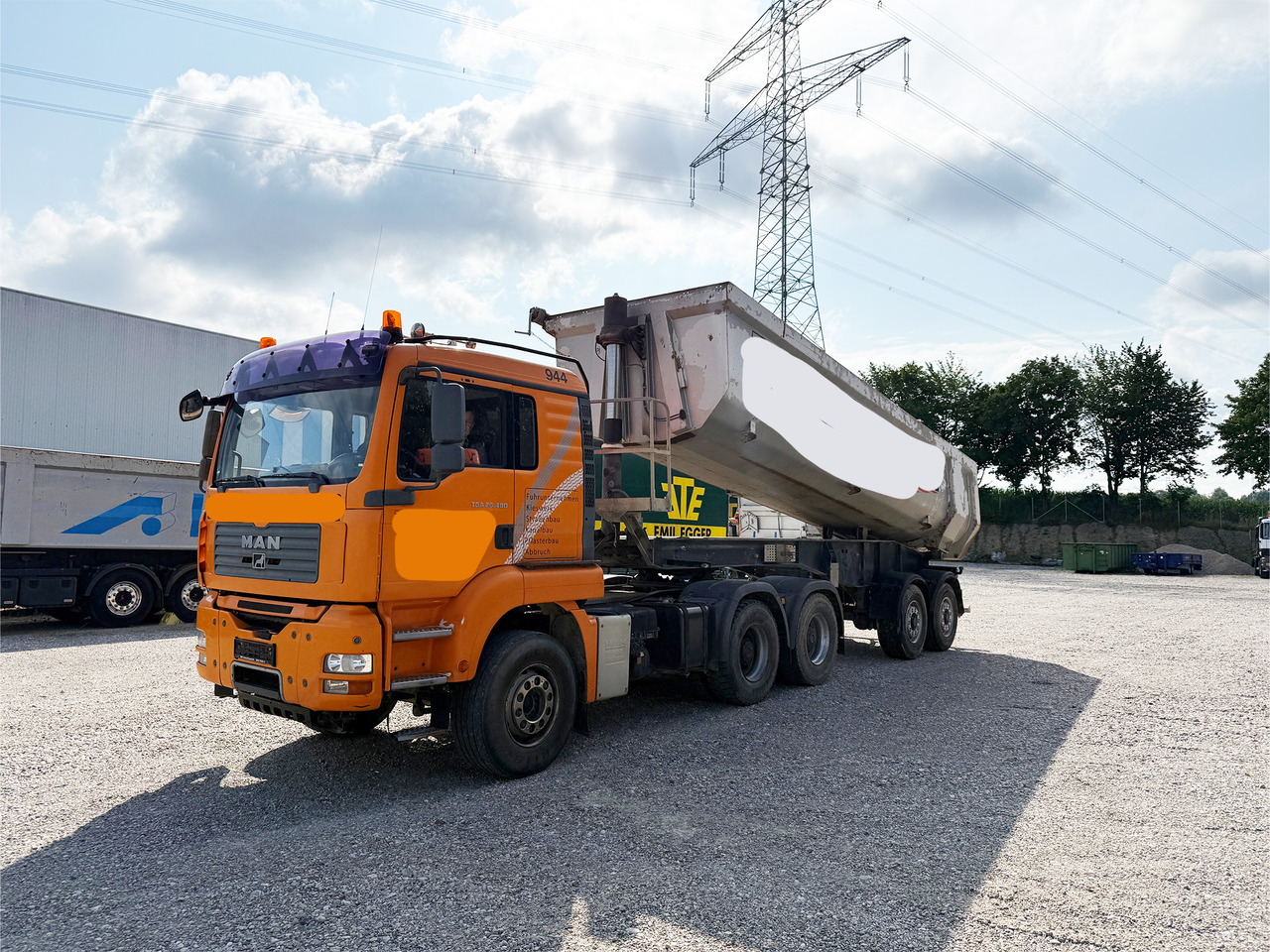 MAN TGA 26.480 6x4 SZM mit Kippauflieger - Camion basculantă: Foto 3 MAN TGA 26.480 6x4 SZM mit Kippauflieger - Camion basculantă: Foto 3