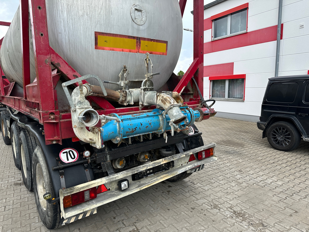 Schmidt CKSA 10/22-20 20 ft Containerkippchassis mit Lebensmitteltank - Semiremorcă basculantă: Foto 2 Schmidt CKSA 10/22-20 20 ft Containerkippchassis mit Lebensmitteltank - Semiremorcă basculantă: Foto 2