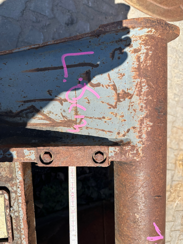 Cupă excavator Tieflöffel 30cm Mantovanibenne: Foto 8 Cupă excavator Tieflöffel 30cm Mantovanibenne: Foto 8