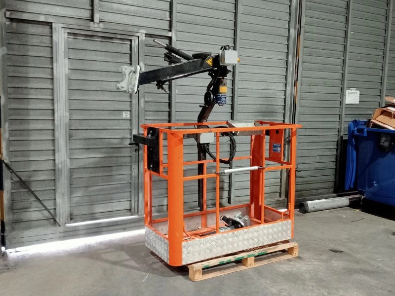 Cesta hierro de 2 personas - Macara montată pentru Camion: Foto 2 Cesta hierro de 2 personas - Macara montată pentru Camion: Foto 2