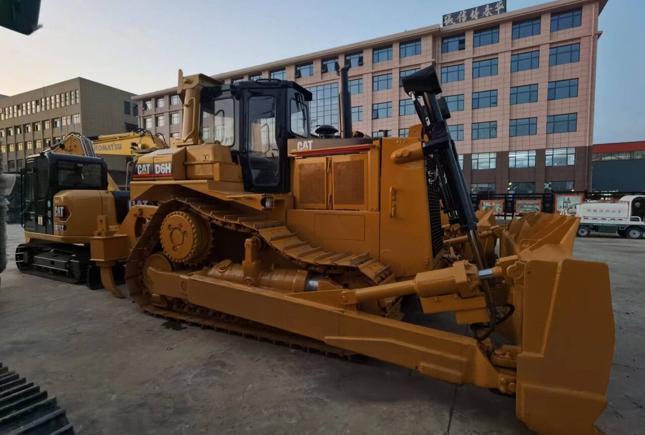 CAT D6H - Buldozer: Foto 4 CAT D6H - Buldozer: Foto 4