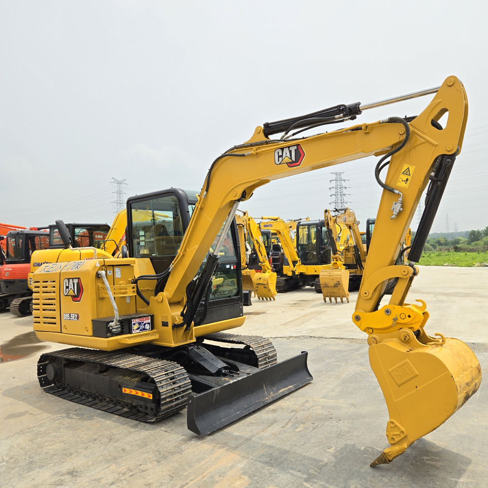 CATERPILLAR 305.5E2 - Mini excavator: Foto 1 CATERPILLAR 305.5E2 - Mini excavator: Foto 1