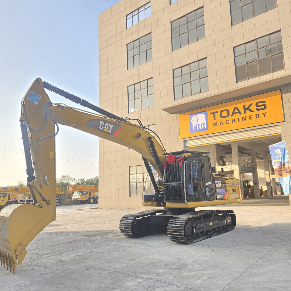 CATERPILLAR 320D - Excavator: Foto 1 CATERPILLAR 320D - Excavator: Foto 1