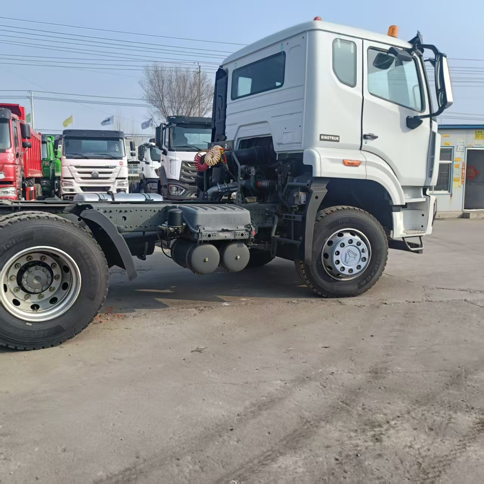 Cap tractor Sinotruk HOHAN 6*4 Tractor: Foto 6