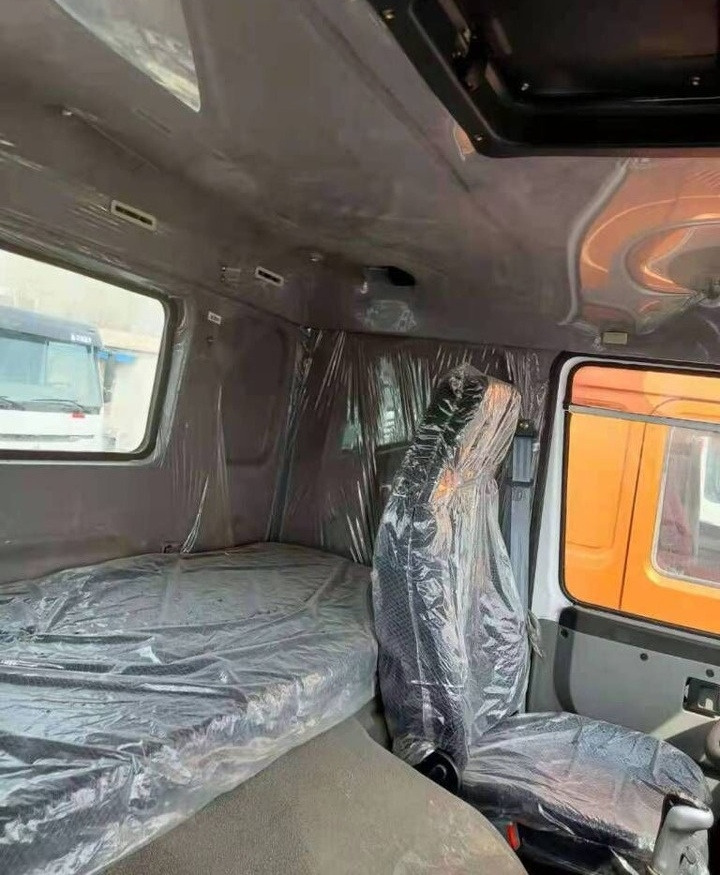 Sinotruk HOWO 420 Tractor - Cap tractor: Foto 2 Sinotruk HOWO 420 Tractor - Cap tractor: Foto 2