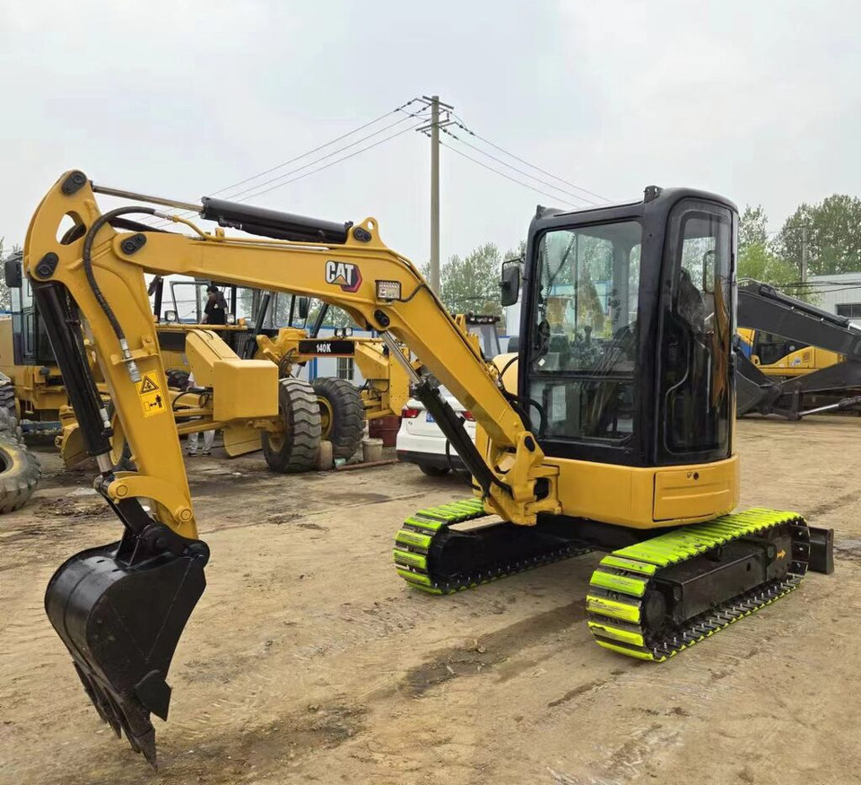Caterpillar 305.5E2 with Rubber Track - Mini excavator: Foto 1 Caterpillar 305.5E2 with Rubber Track - Mini excavator: Foto 1