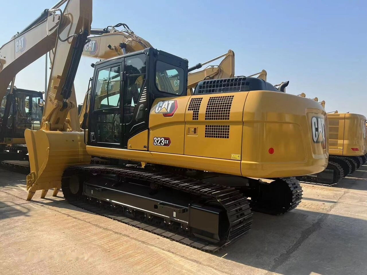 Caterpillar 323GX - Excavator pe şenile: Foto 1 Caterpillar 323GX - Excavator pe şenile: Foto 1