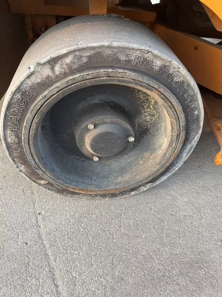 HangCha R30DZ - Stivuitor diesel: Foto 5 HangCha R30DZ - Stivuitor diesel: Foto 5