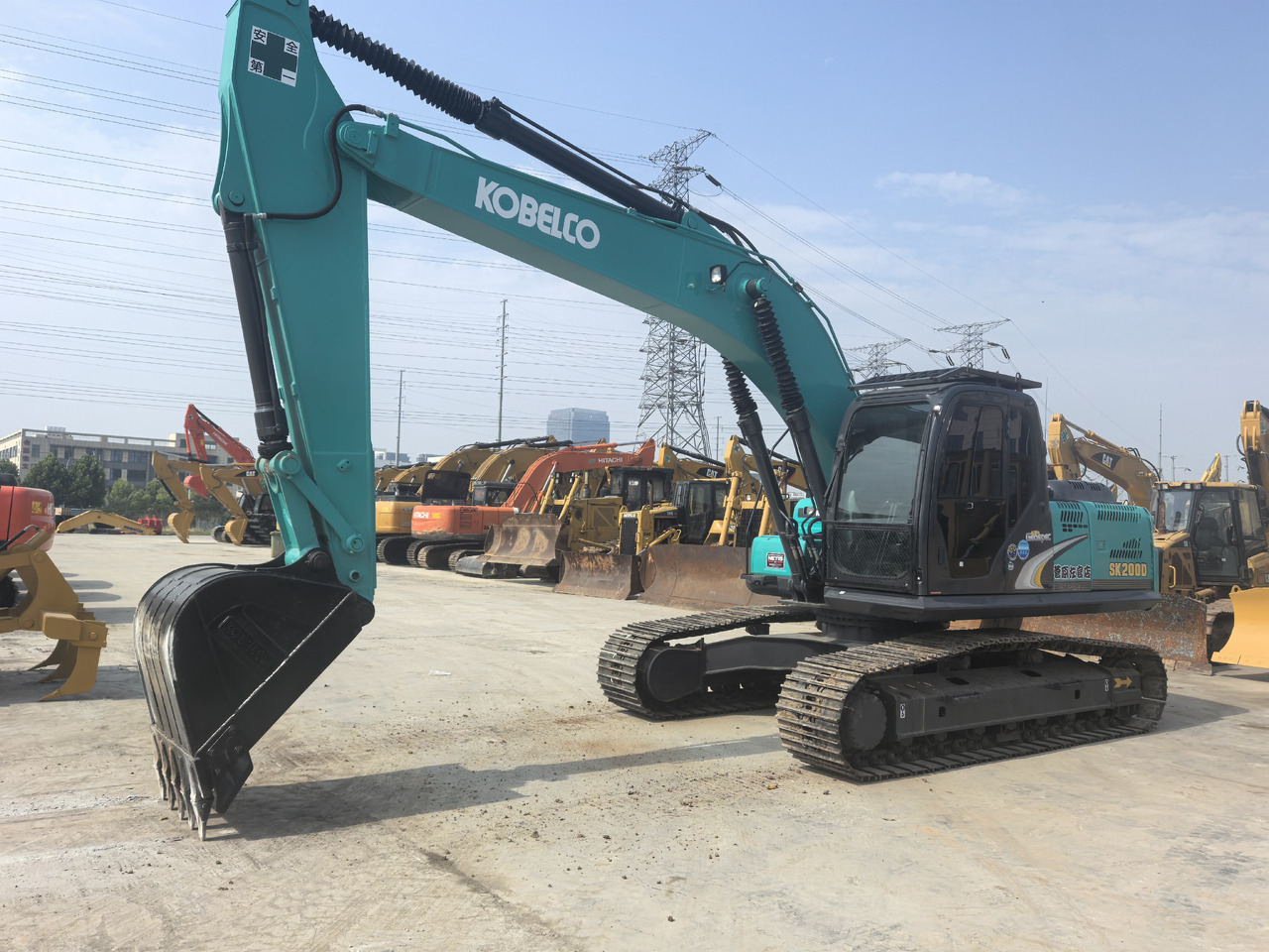 KOBELCO SK200D - Excavator: Foto 1 KOBELCO SK200D - Excavator: Foto 1