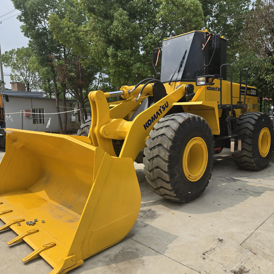 KOMATSU WA380 - Încărcător frontal pe pneuri: Foto 5 KOMATSU WA380 - Încărcător frontal pe pneuri: Foto 5