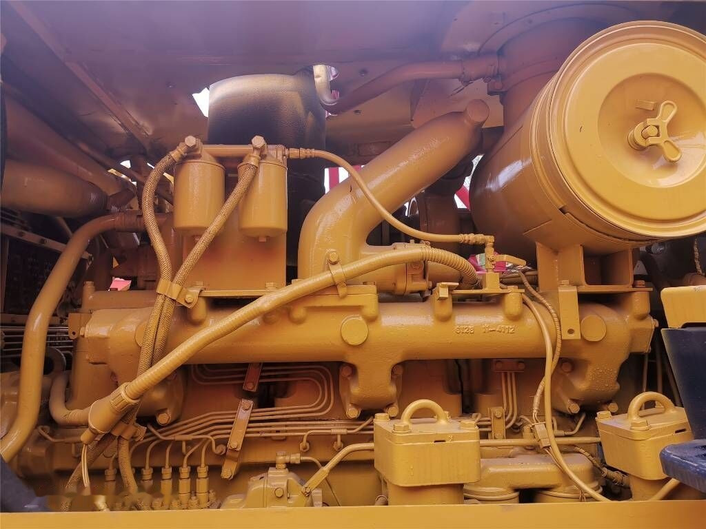 Komatsu D155A-2 - Buldozer: Foto 4 Komatsu D155A-2 - Buldozer: Foto 4