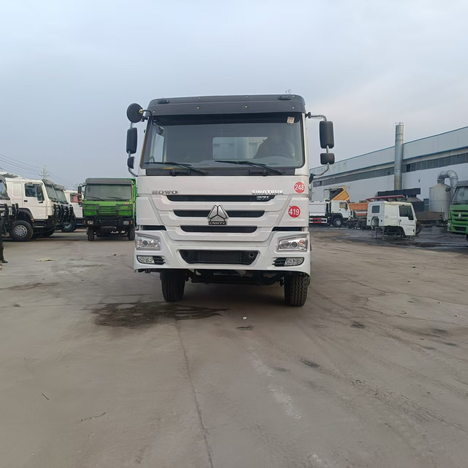 Sinotruk HOWO 371 6*4 Dump truck - Camion basculantă: Foto 4 Sinotruk HOWO 371 6*4 Dump truck - Camion basculantă: Foto 4
