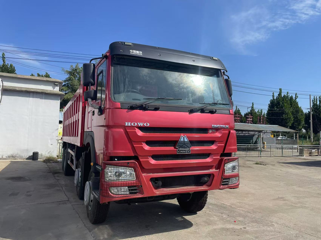 Camion basculantă Sinotruk HOWO 371 8*4 Dump truck: Foto 7