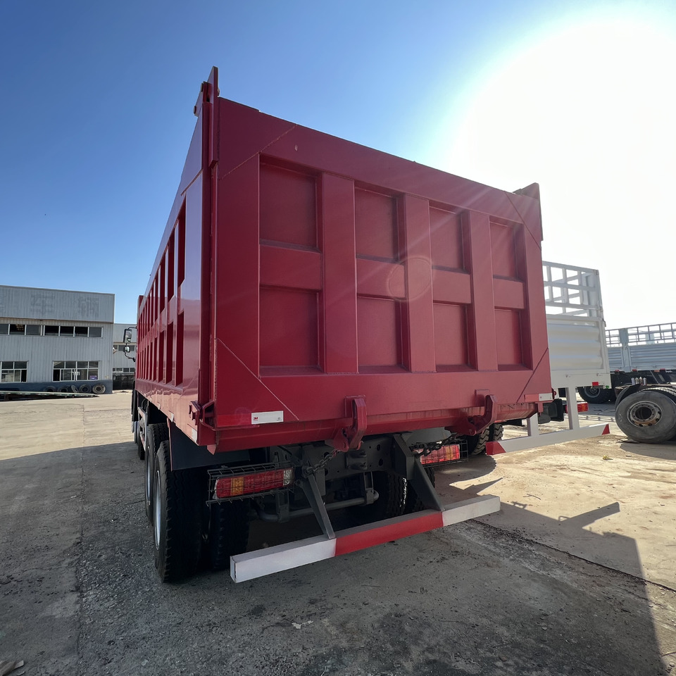 Sinotruk HOWO 371 8*4 Dump truck - Camion basculantă: Foto 2 Sinotruk HOWO 371 8*4 Dump truck - Camion basculantă: Foto 2