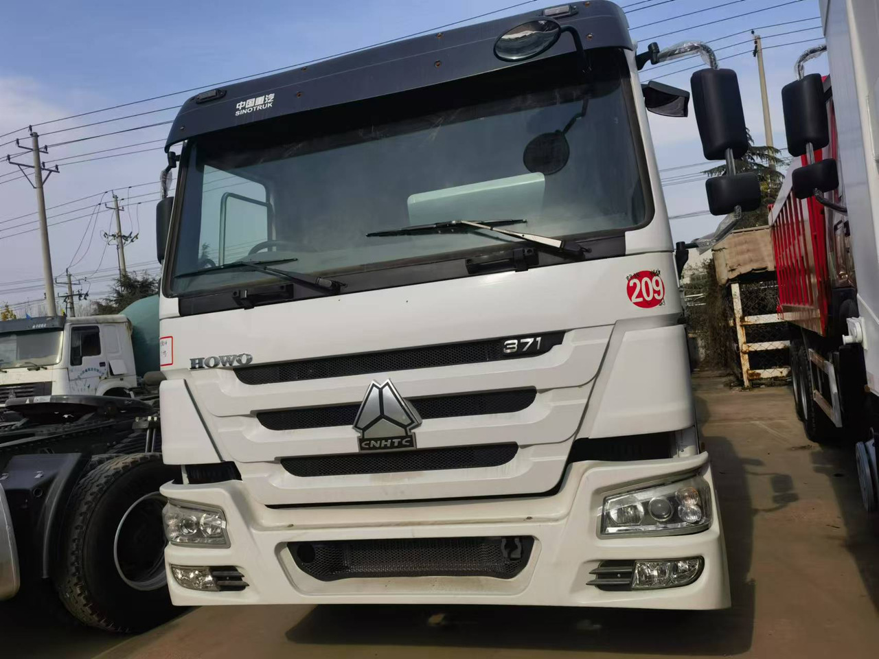 Sinotruk HOWO 371 Concrete mixer truck - Autobetonieră: Foto 4 Sinotruk HOWO 371 Concrete mixer truck - Autobetonieră: Foto 4