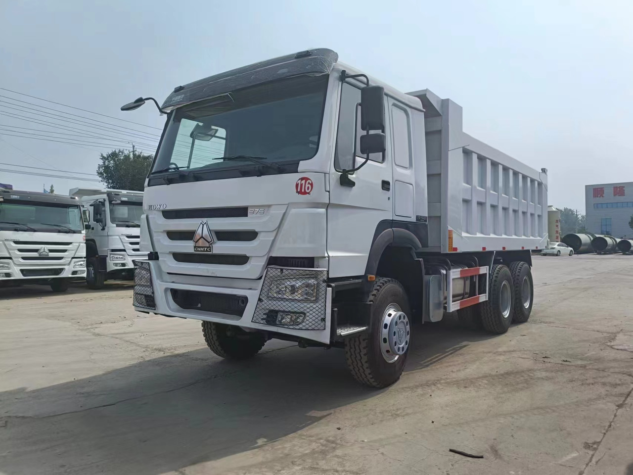 Sinotruk HOWO 6*4 Dump truck - Camion basculantă: Foto 1 Sinotruk HOWO 6*4 Dump truck - Camion basculantă: Foto 1