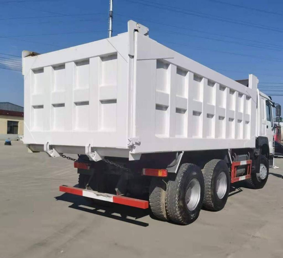 Sinotruk HOWO 6*4 Dump truck - Camion basculantă: Foto 4 Sinotruk HOWO 6*4 Dump truck - Camion basculantă: Foto 4