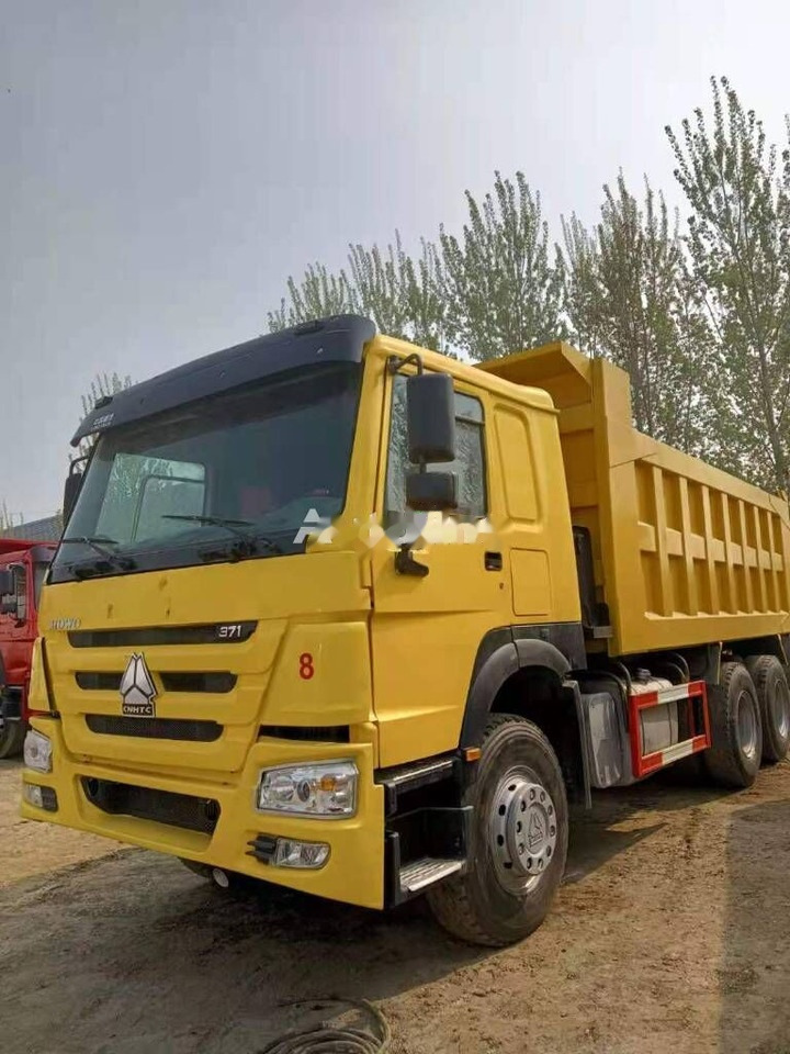 Sinotruk HOWO 6*4 Dump truck - Camion basculantă: Foto 4 Sinotruk HOWO 6*4 Dump truck - Camion basculantă: Foto 4