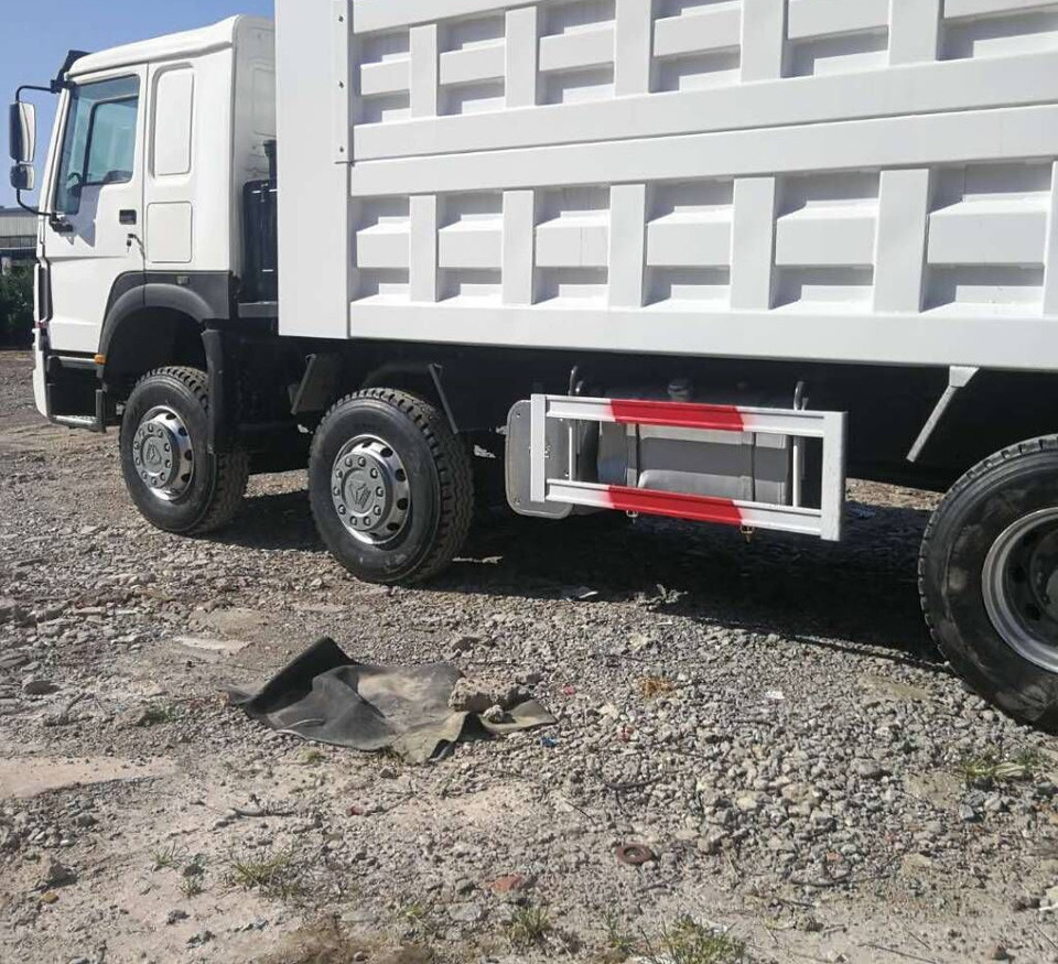 Sinotruk Howo - Camion basculantă: Foto 4 Sinotruk Howo - Camion basculantă: Foto 4