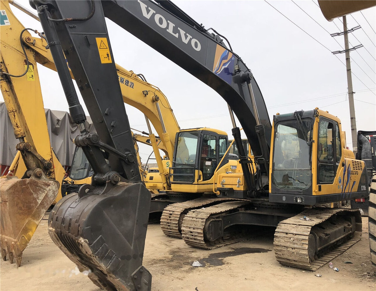 Volvo EC210C - Excavator pe şenile: Foto 1 Volvo EC210C - Excavator pe şenile: Foto 1