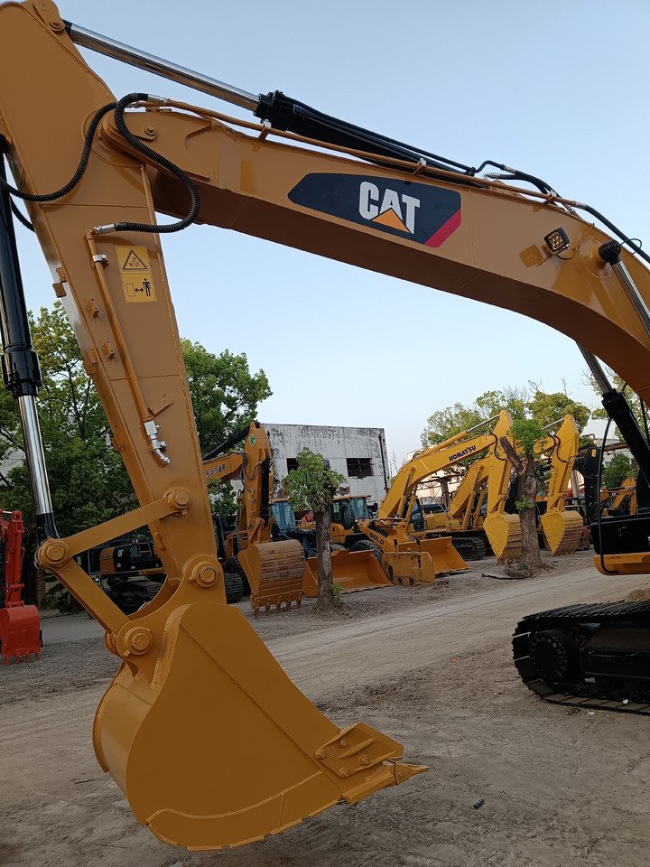 CAT 320D2L - Excavator pe şenile: Foto 5 CAT 320D2L - Excavator pe şenile: Foto 5