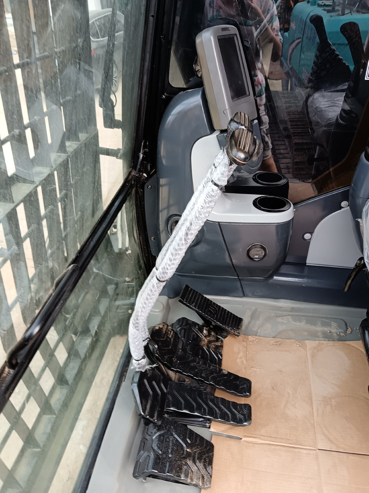 CAT 324DL 330D2L 330GC 336D2L 336GC - Excavator pe şenile: Foto 5 CAT 324DL 330D2L 330GC 336D2L 336GC - Excavator pe şenile: Foto 5