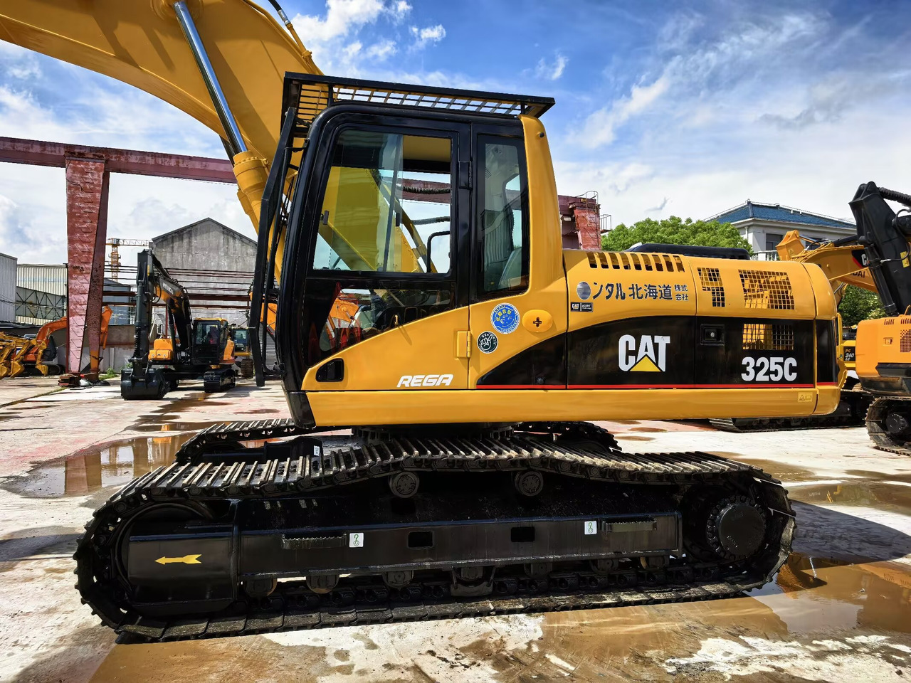 CAT 325C - Excavator pe şenile: Foto 1 CAT 325C - Excavator pe şenile: Foto 1