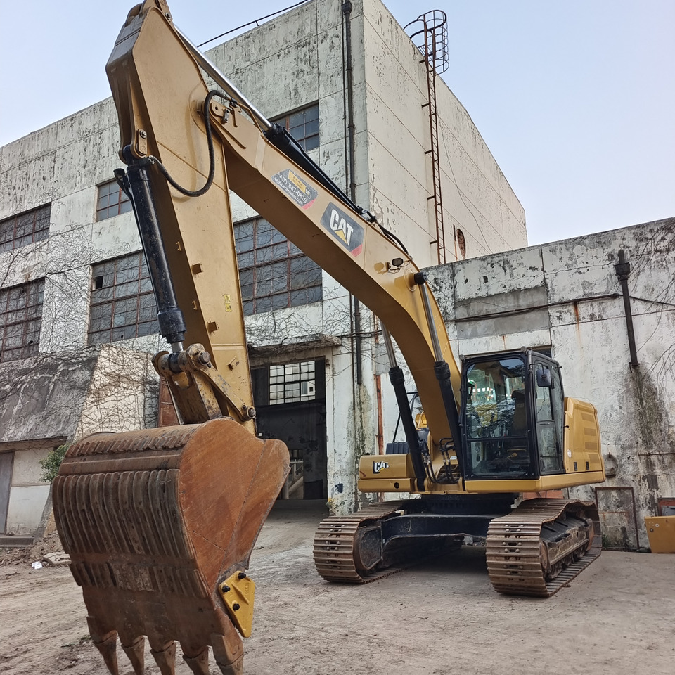 CAT 330GC - Excavator pe şenile: Foto 1 CAT 330GC - Excavator pe şenile: Foto 1