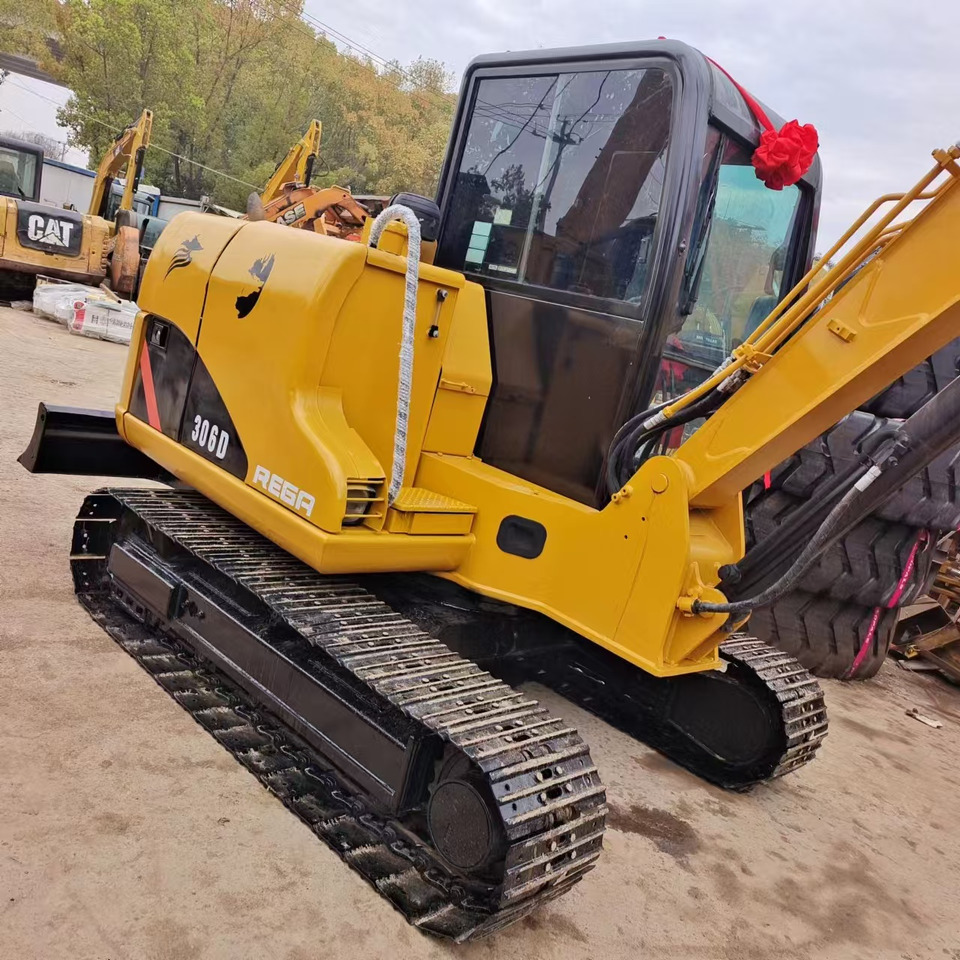 CATERPILLAR 306E2 - Mini excavator: Foto 4 CATERPILLAR 306E2 - Mini excavator: Foto 4
