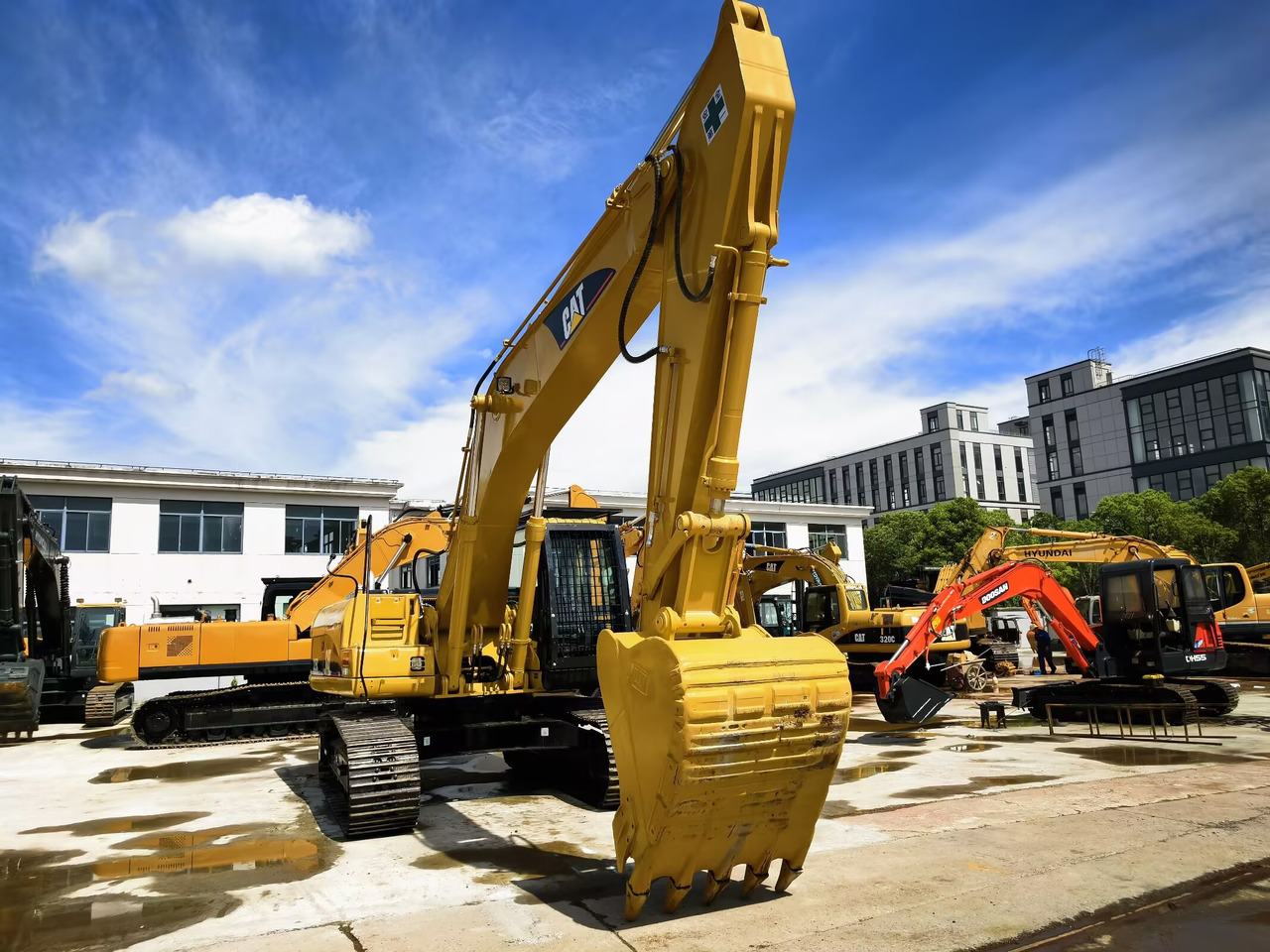 CATERPILLAR 325C - Excavator pe şenile: Foto 3 CATERPILLAR 325C - Excavator pe şenile: Foto 3