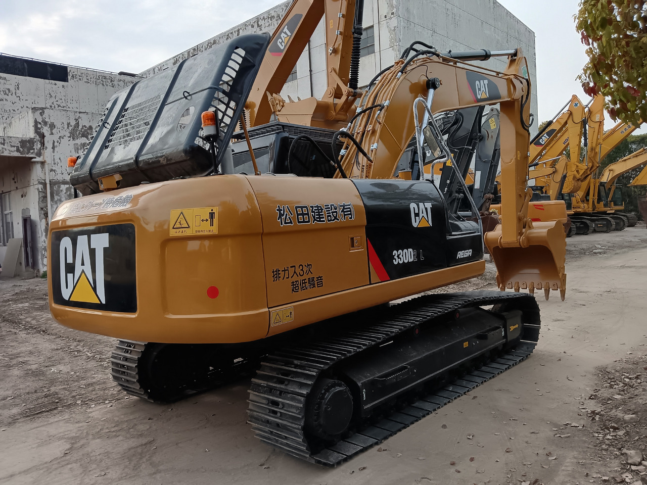 CATERPILLAR 330D2 L CAT 330D2L - Excavator pe şenile: Foto 2 CATERPILLAR 330D2 L CAT 330D2L - Excavator pe şenile: Foto 2