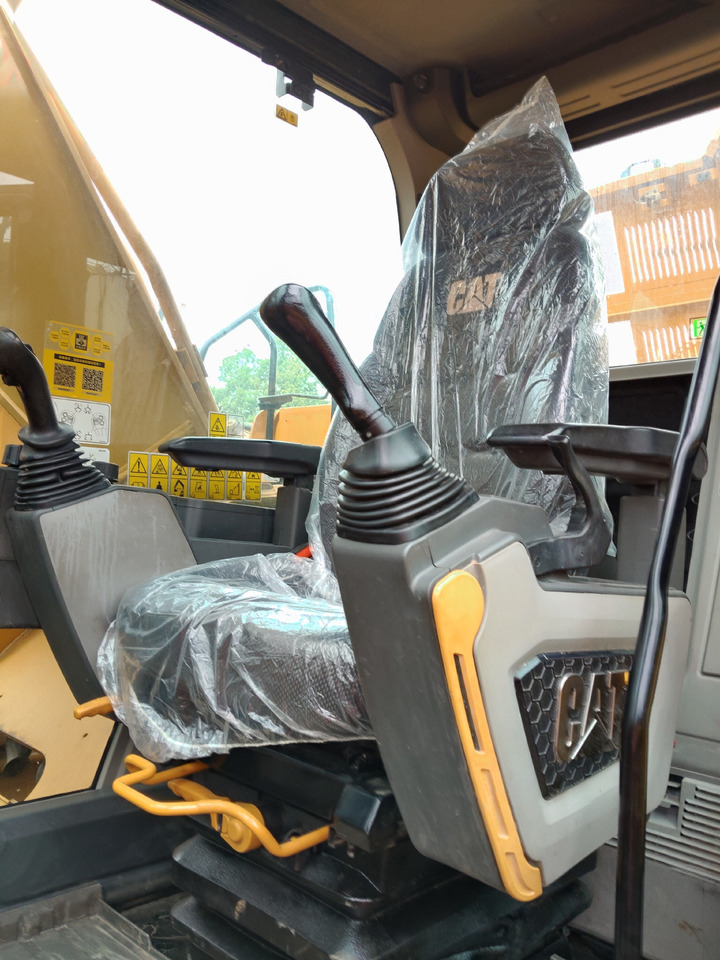 CATERPILLAR 330GC - Excavator pe şenile: Foto 5 CATERPILLAR 330GC - Excavator pe şenile: Foto 5