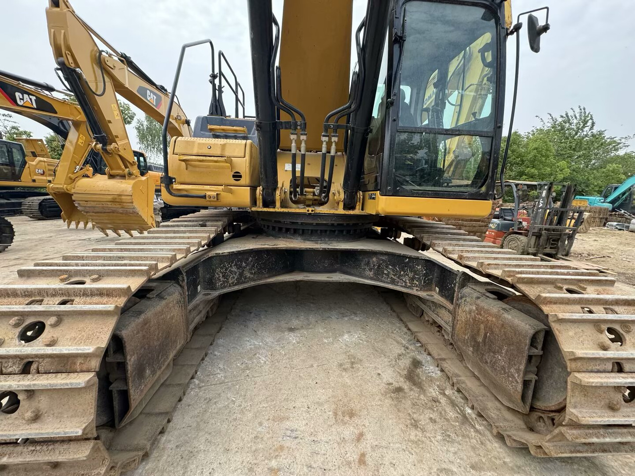 CATERPILLAR 336GC CAT 336 GC - Excavator pe şenile: Foto 2 CATERPILLAR 336GC CAT 336 GC - Excavator pe şenile: Foto 2