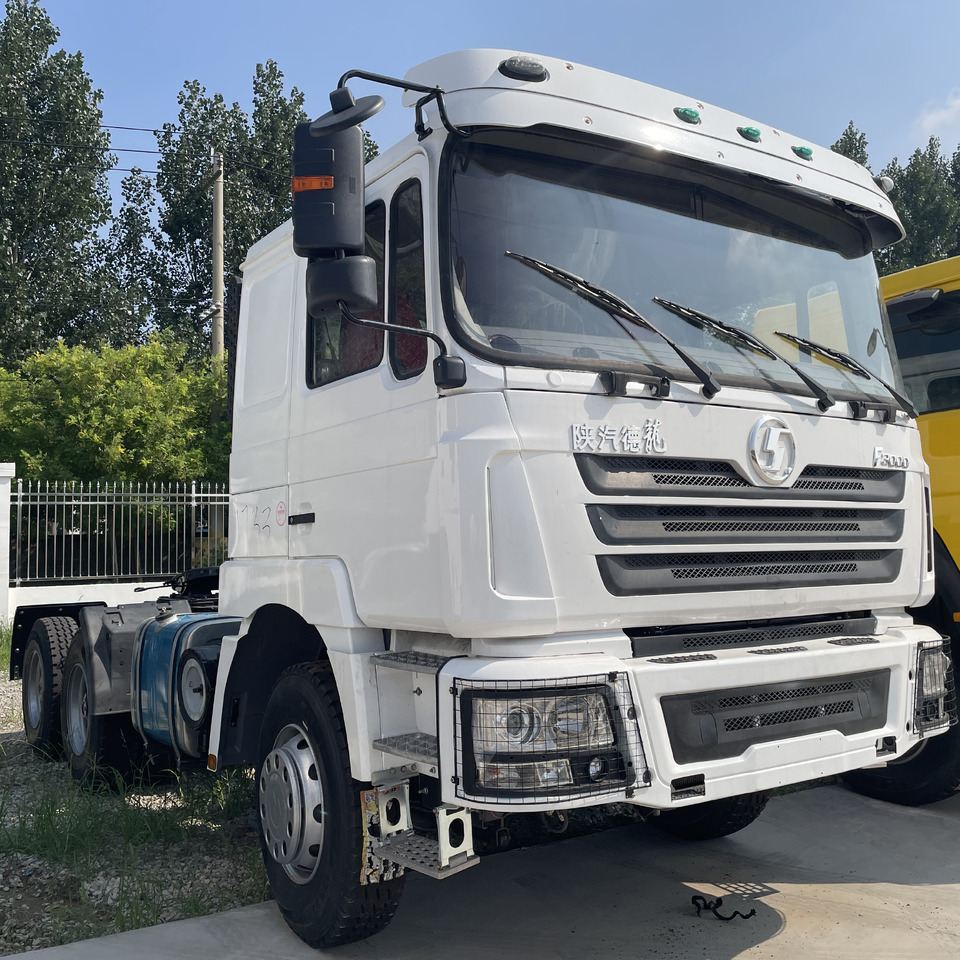 SHACMAN F3000 6*4 8*4 - Cap tractor: Foto 1 SHACMAN F3000 6*4 8*4 - Cap tractor: Foto 1