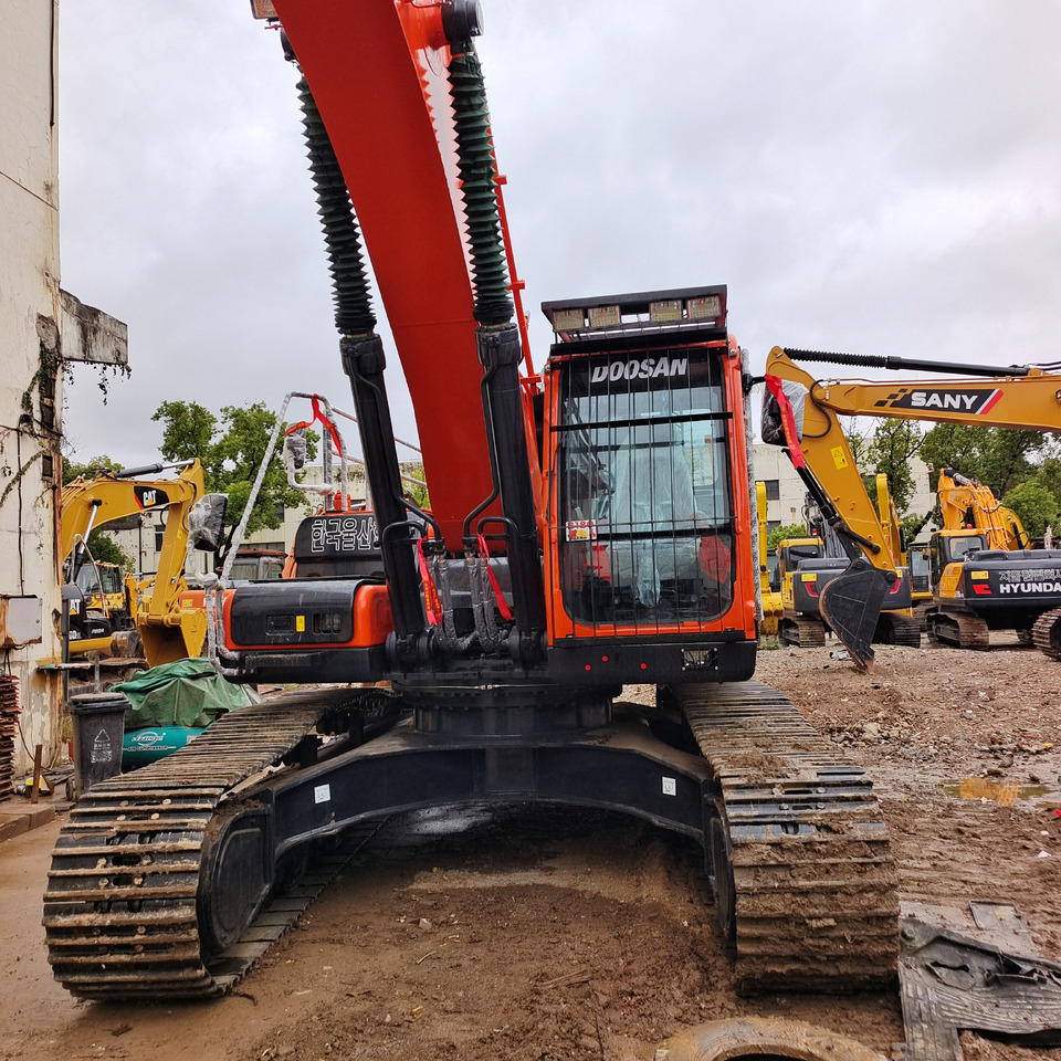 DOOSAN DX340LC-9C DX340 LCA - Excavator pe şenile: Foto 4 DOOSAN DX340LC-9C DX340 LCA - Excavator pe şenile: Foto 4