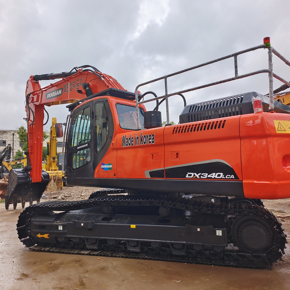 DOOSAN DX340LC-9C DX340 LCA - Excavator pe şenile: Foto 1 DOOSAN DX340LC-9C DX340 LCA - Excavator pe şenile: Foto 1